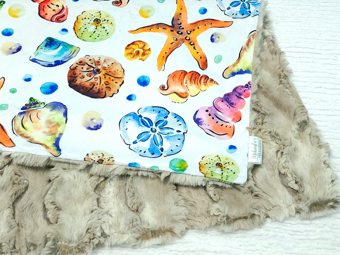 RTS Bright Seashells, Sandshell Wild Rabbit - 19x28"